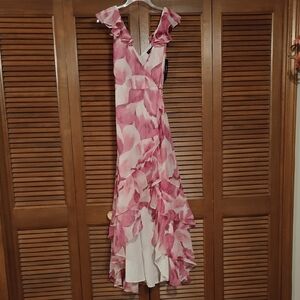 NWT Lulu's Pink and White High Low Dress